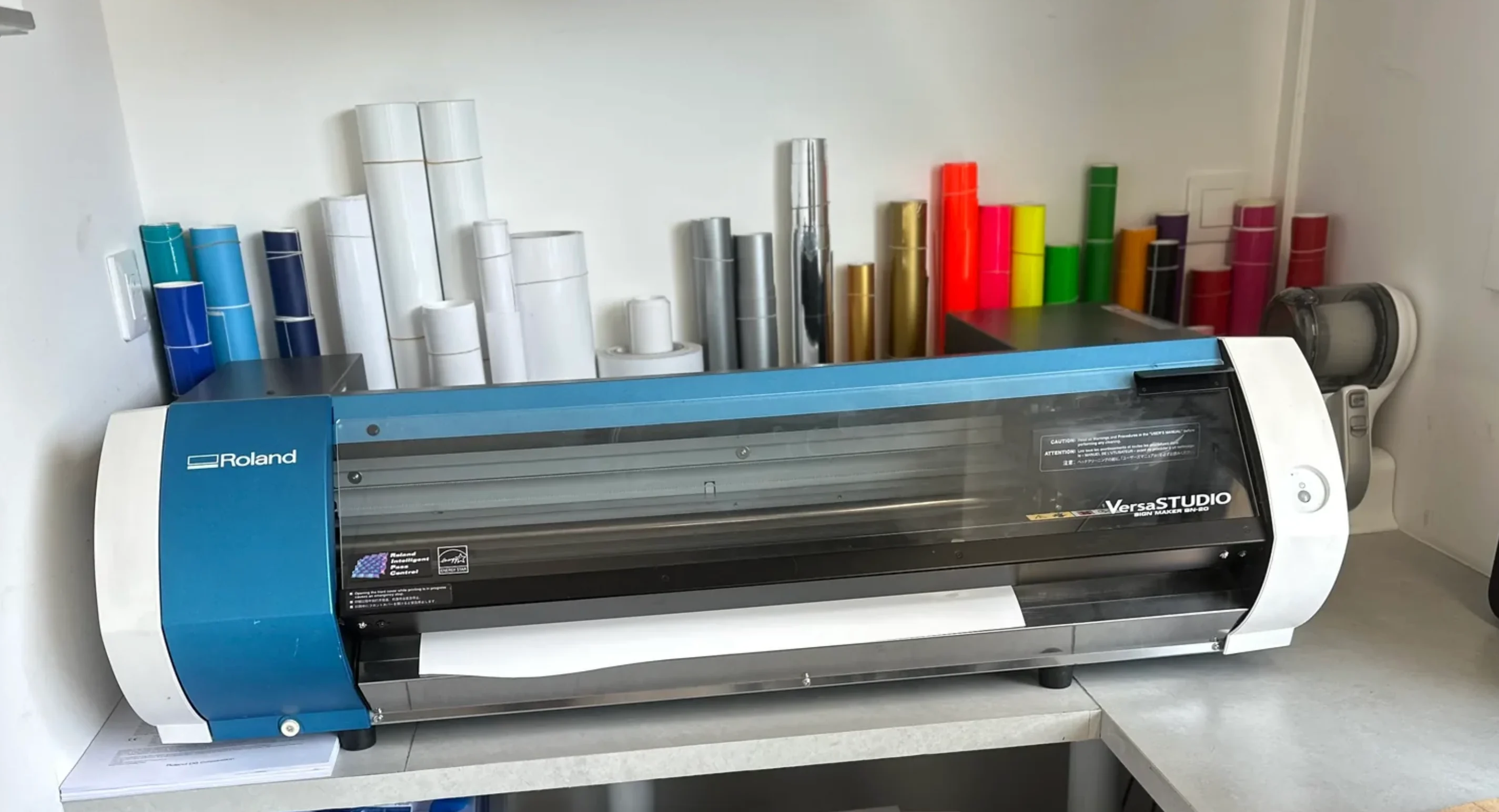 Imprimante professionnelle Roland BN20 pour les stickers